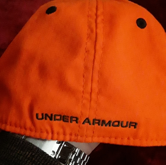 Superman DC Comics/Underarmour Fitted Hat - Picture 8 of 15